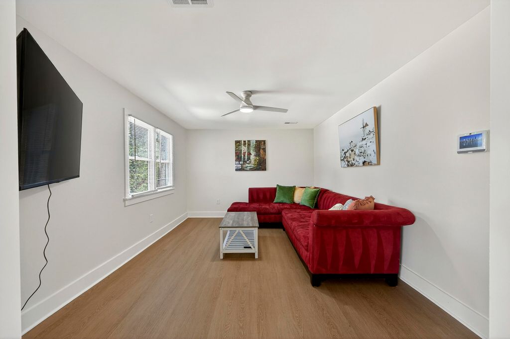 Photo of 908 King Richard Drive, Charleston, SC 29407 (MLS # 26006937)