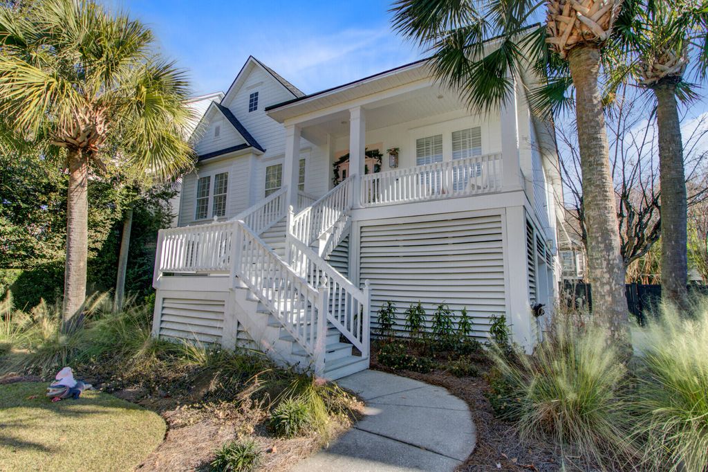 Photo of 704 Netherton Court, Daniel Island, SC 29492 (MLS # 25032612)
