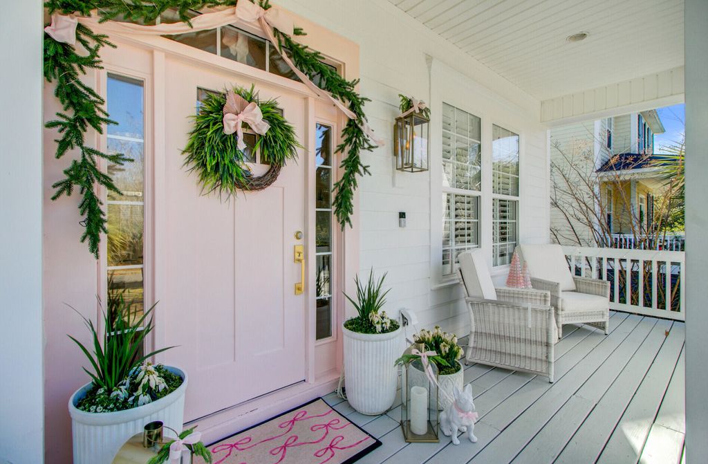 Photo of 704 Netherton Court, Daniel Island, SC 29492 (MLS # 25032612)