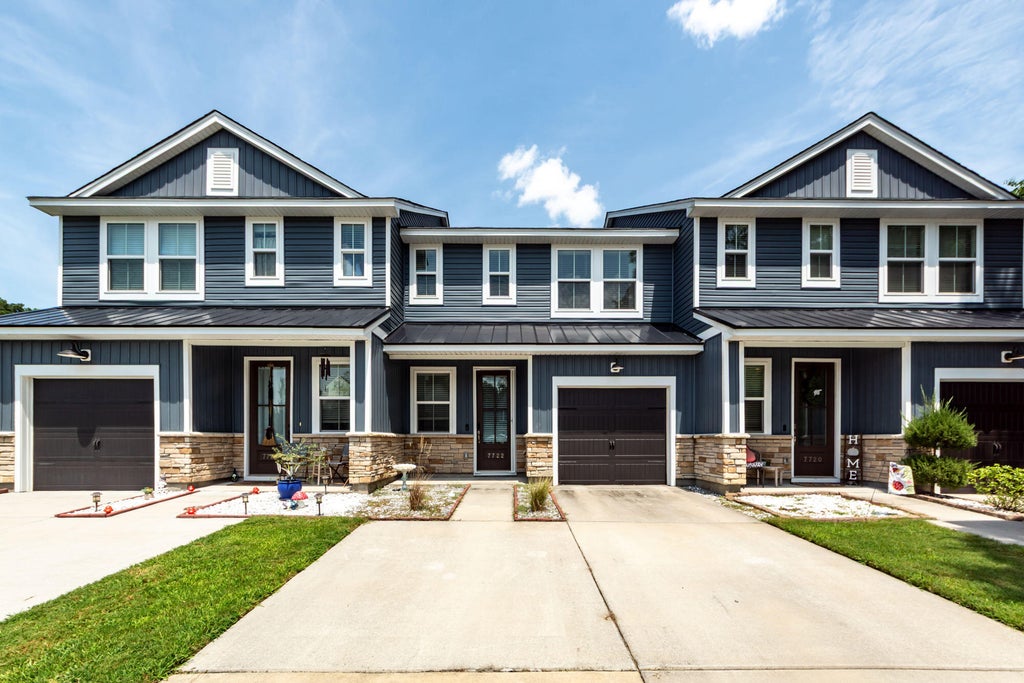 Photo of 7722 Park Gate Drive, North Charleston, SC 29418 (MLS # 26024487)