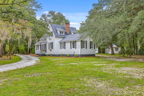 A home in Summerville