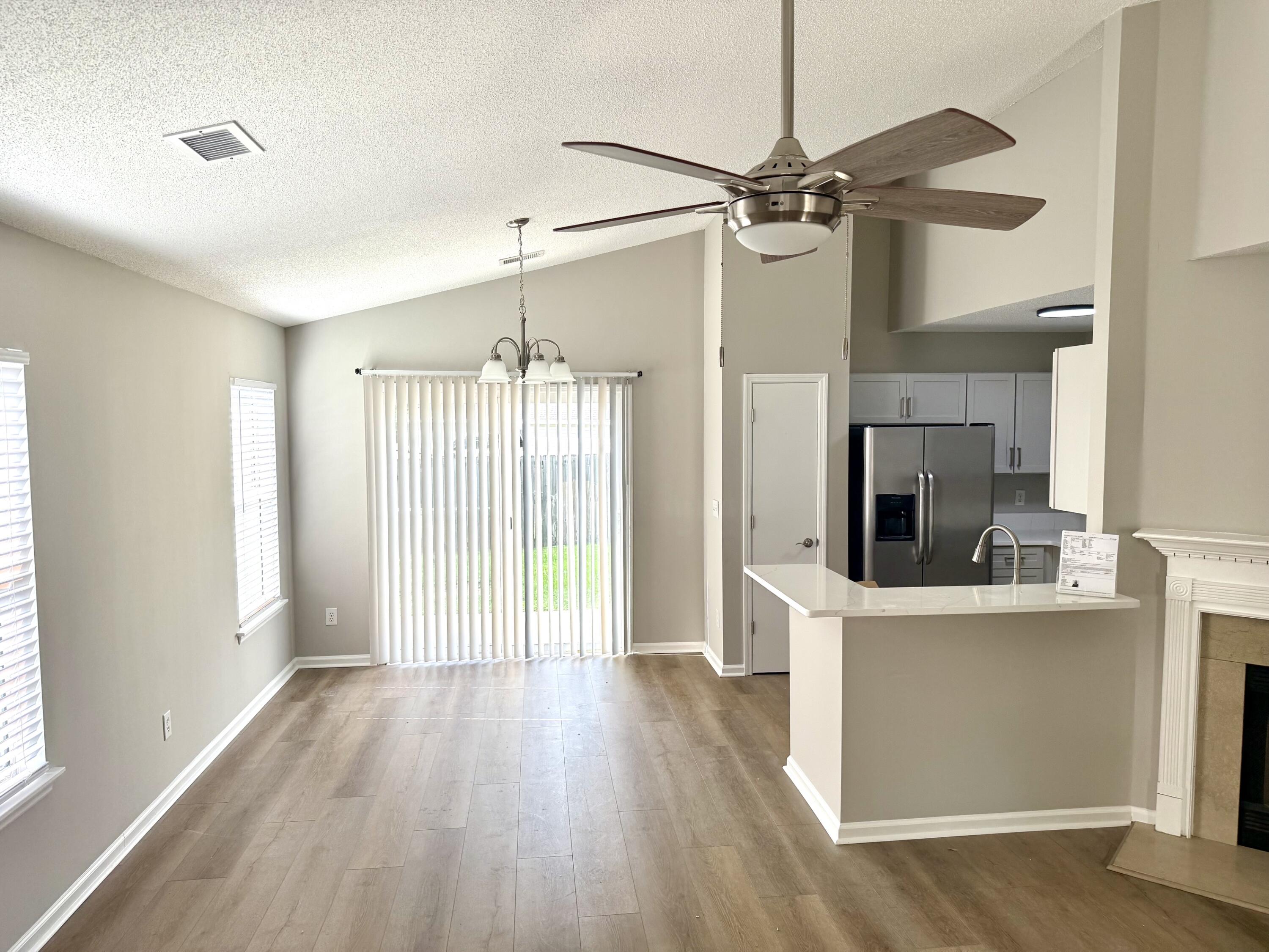 260 Two Pond Loop