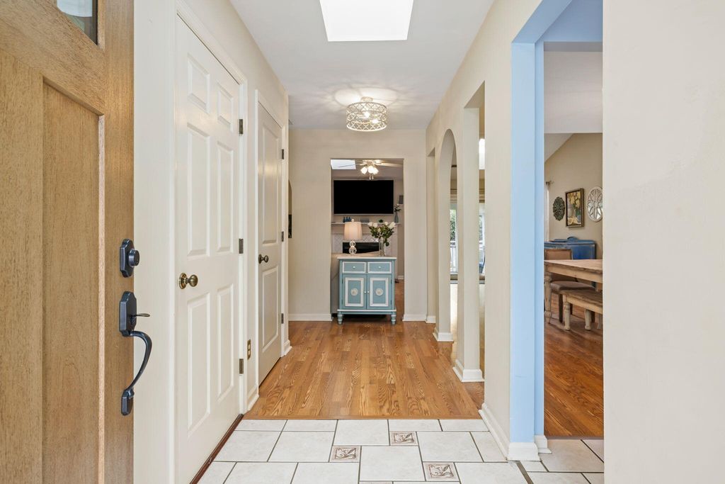 Photo of 1246 Llewellyn Road, Mount Pleasant, SC 29464 (MLS # 25031821)