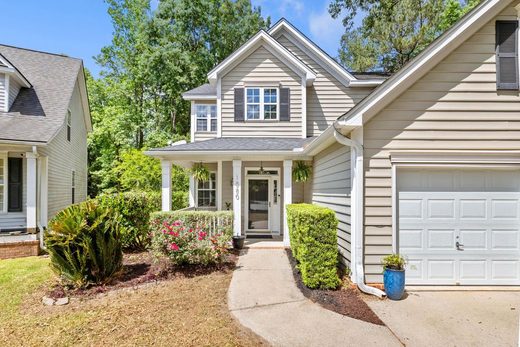 Photo of 1880 Oleander Court, Charleston, SC 29414 (MLS # 26011693)