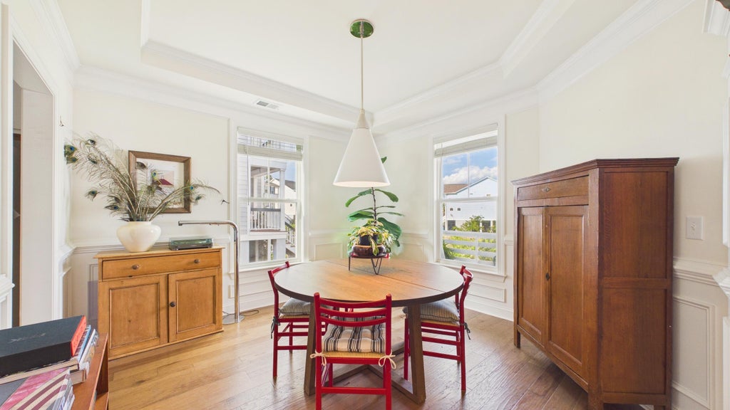 Photo of 412 Topsail Court, Charleston, SC 29492 (MLS # 26011698)