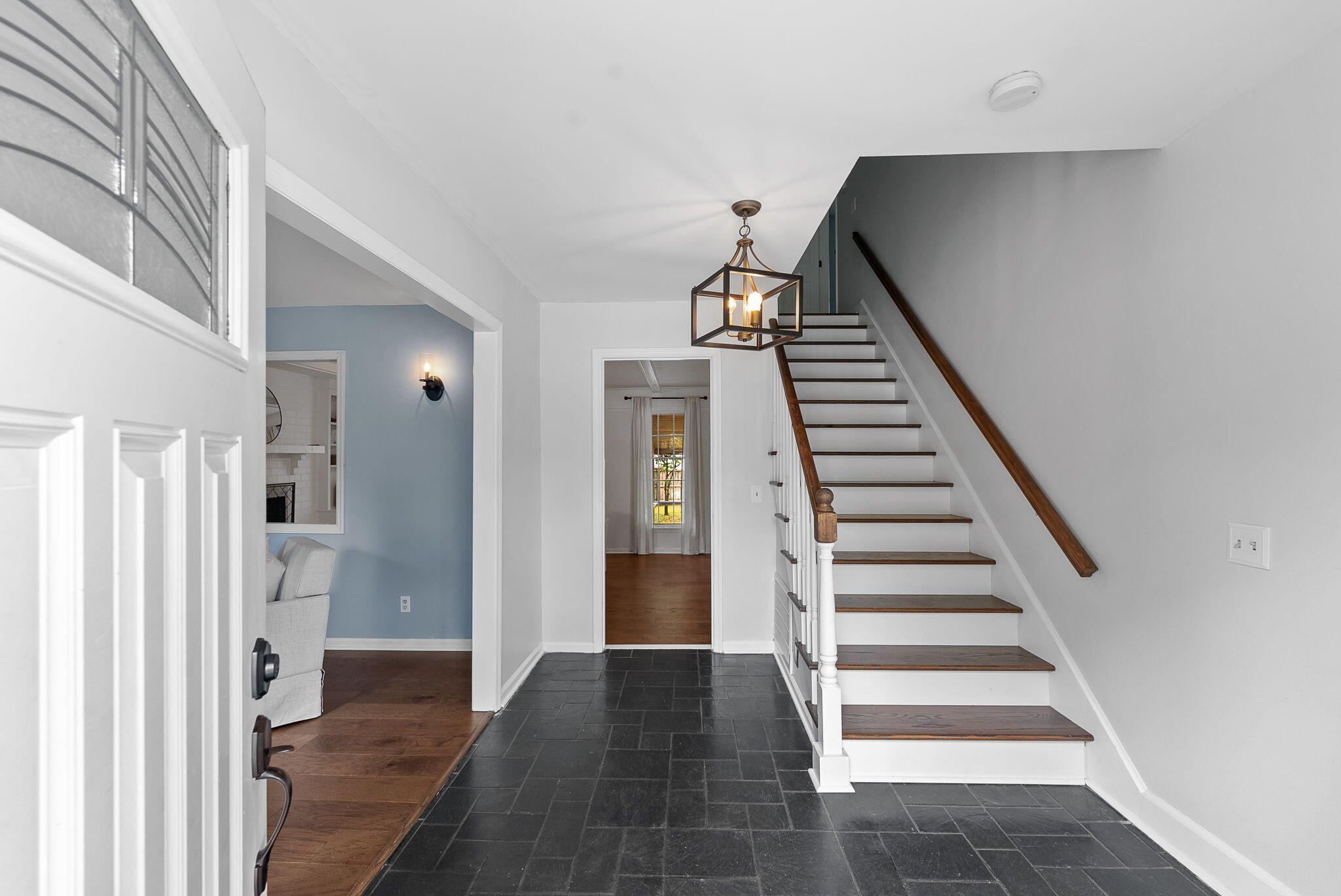 9 Windsor Drive