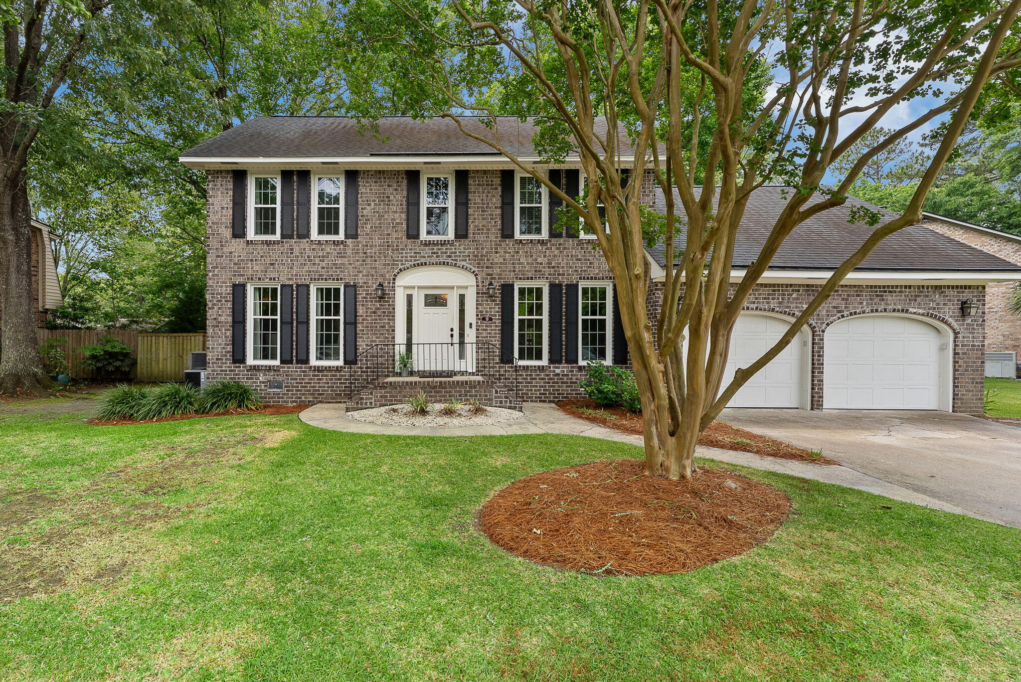 9 Windsor Drive