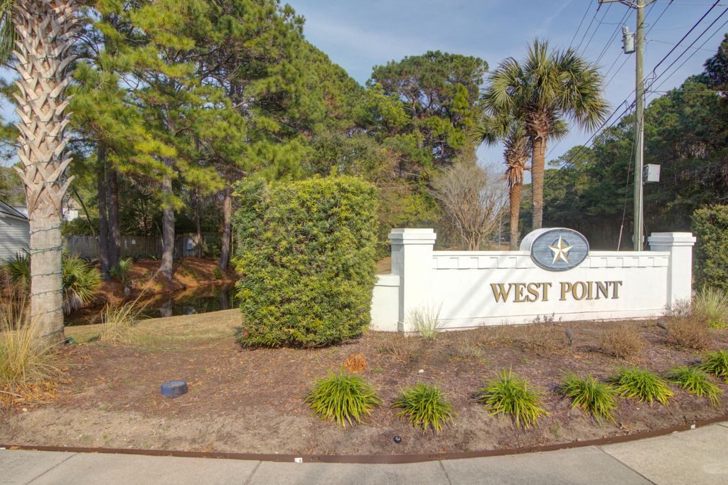 Photo of 1368 Thayer Hall Drive, Mount Pleasant, SC 29466 (MLS # 26001122)