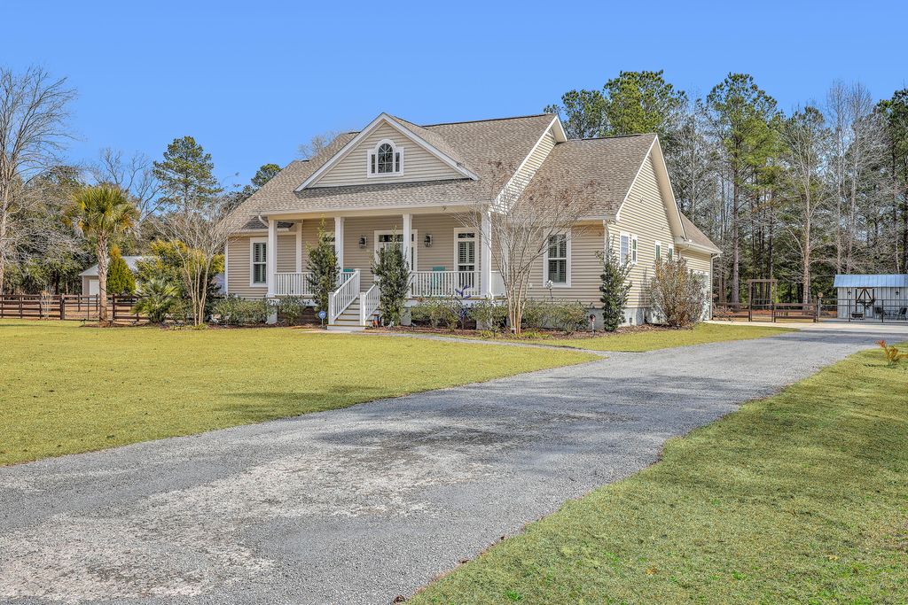 Photo of 6968 Hyde Farm Road, Ravenel, SC 29470 (MLS # 26003979)