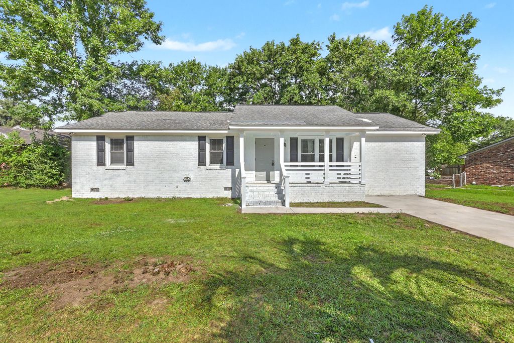 Photo of 234 Columbia Drive, Ladson, SC 29456 (MLS # 26015125)