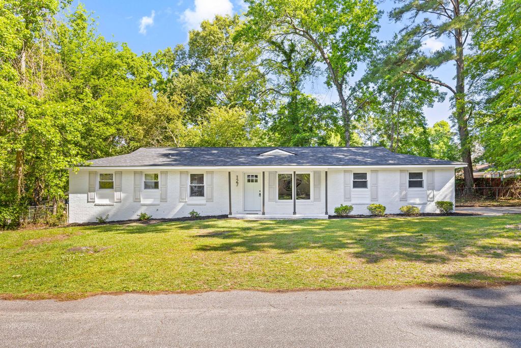Photo of 127 Miley Avenue, Summerville, SC 29485 (MLS # 26012857)