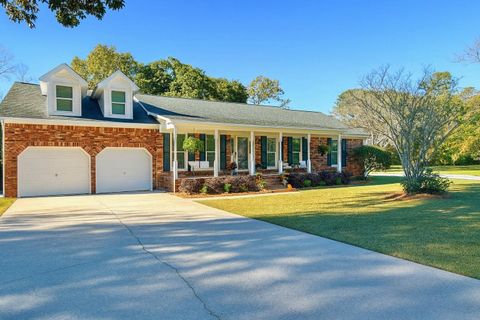 Photo of 2 Skyeman Drive, Charleston, SC 29414 (MLS # 25032561)