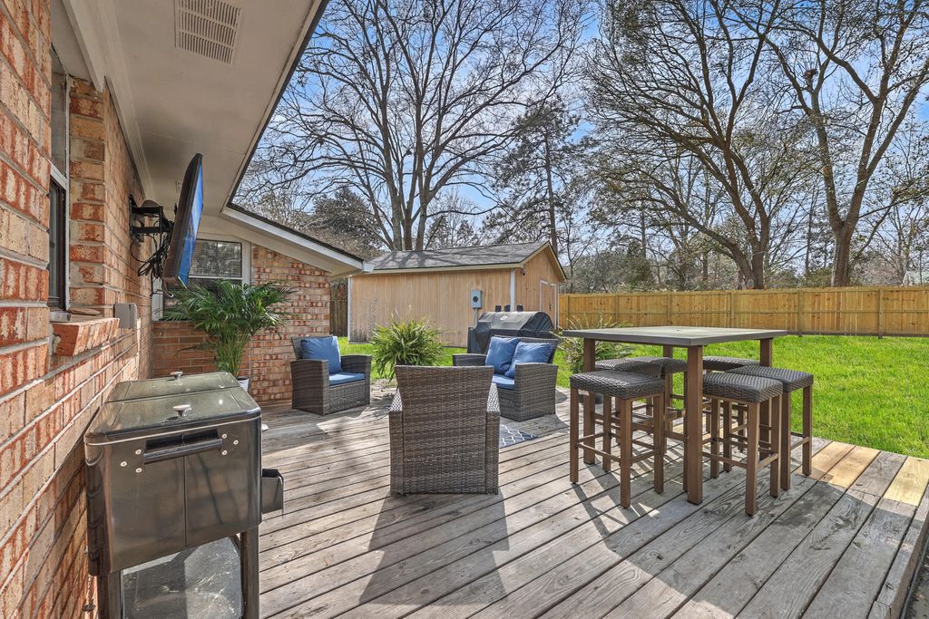 Photo of 113 Pine Court, Summerville, SC 29486 (MLS # 26007064)