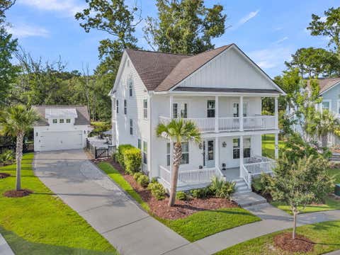 Photo of 3965 Bryson Lane, Mount Pleasant, SC 29466 (MLS # 26017103)