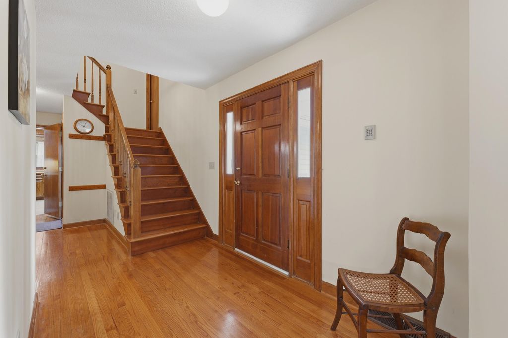 Photo of 141 Beaverton Court, Summerville, SC 29485 (MLS # 26010134)