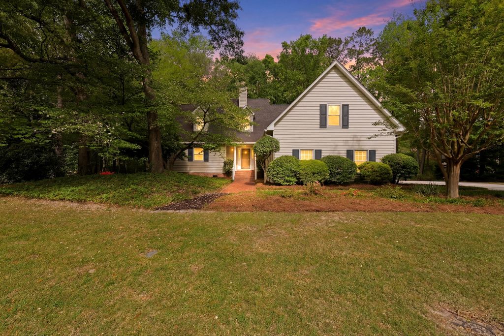 Photo of 141 Beaverton Court, Summerville, SC 29485 (MLS # 26010134)