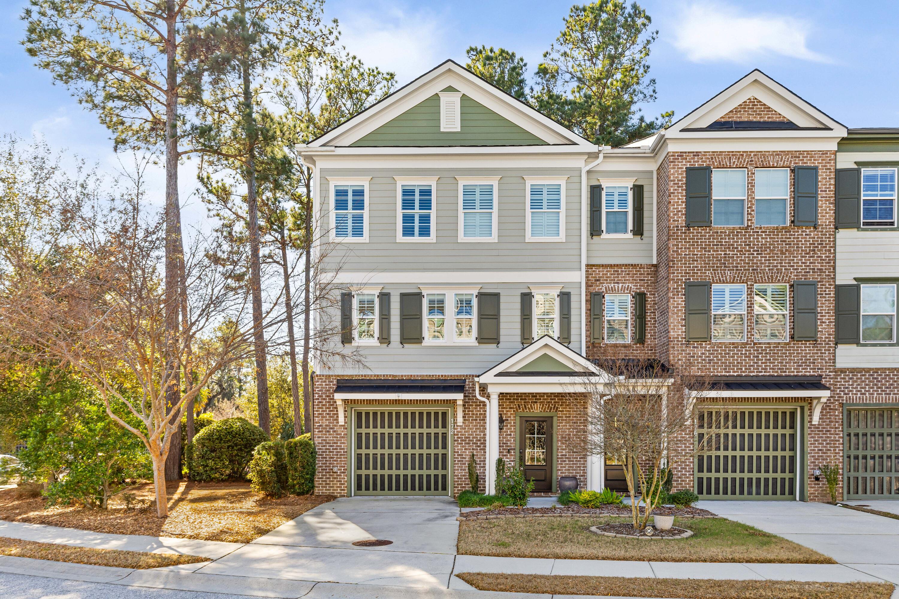 172 Slipper Shell Court