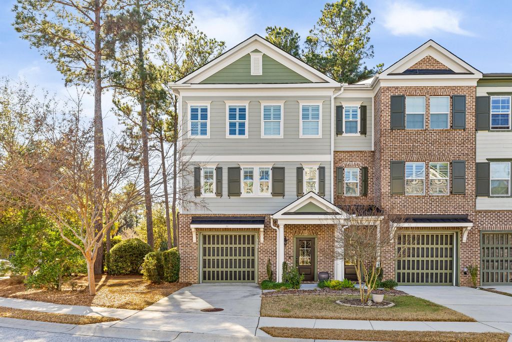 Photo of 172 Slipper Shell Court, Mount Pleasant, SC 29464 (MLS # 26000143)