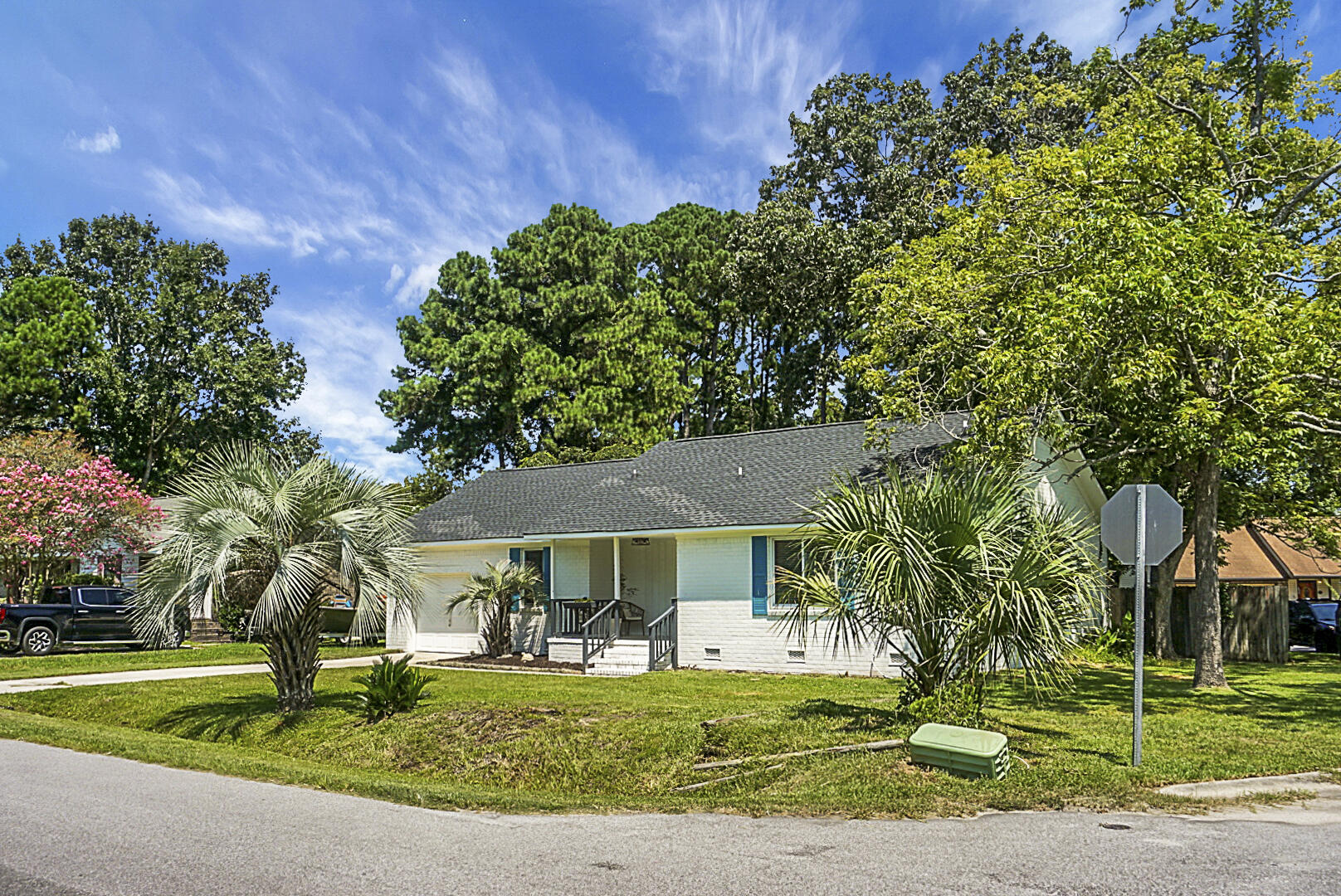 1520 Wakendaw Road