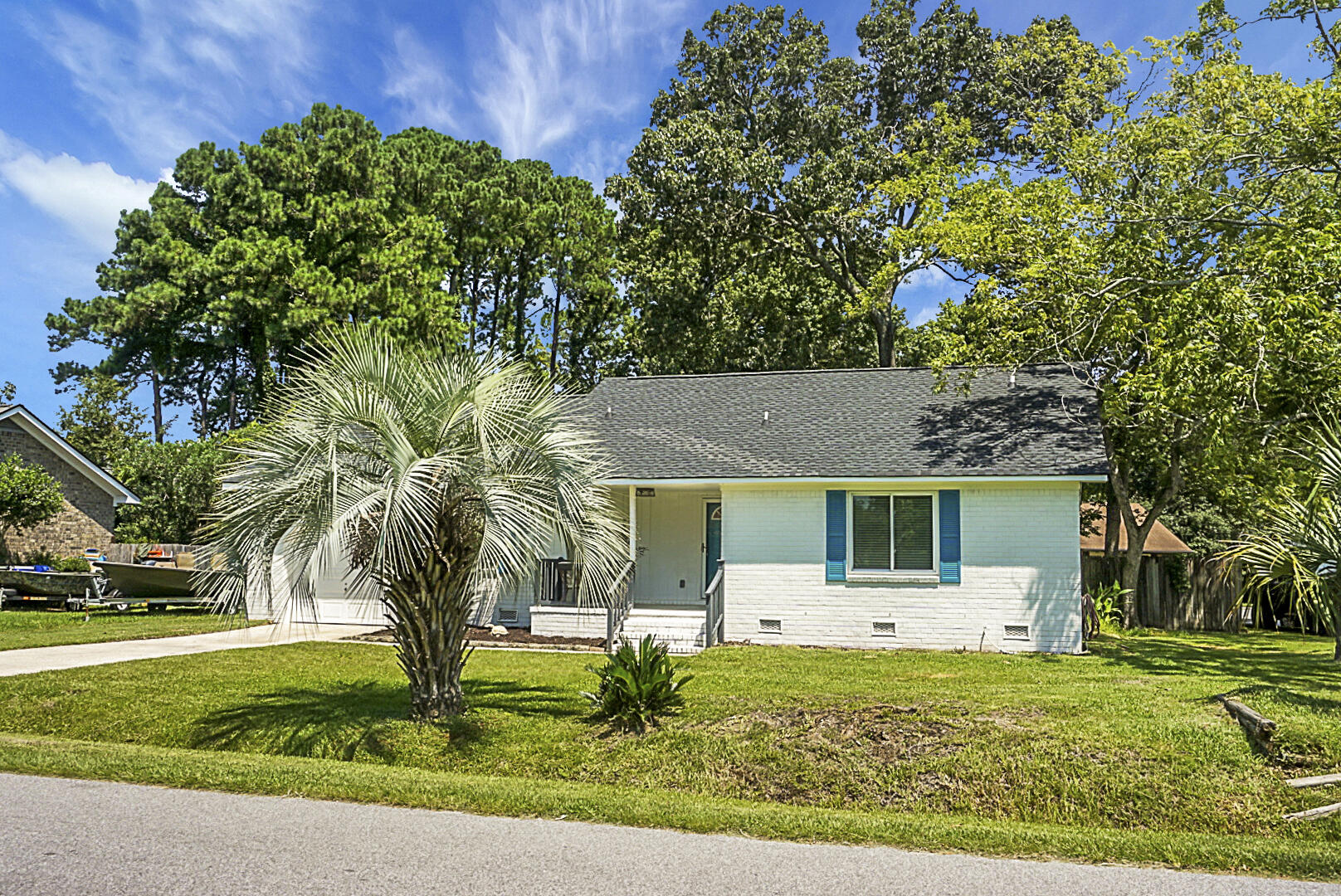 1520 Wakendaw Road