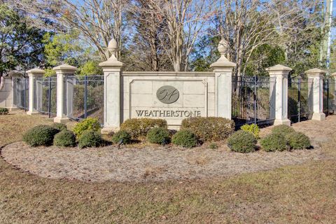 A home in Summerville