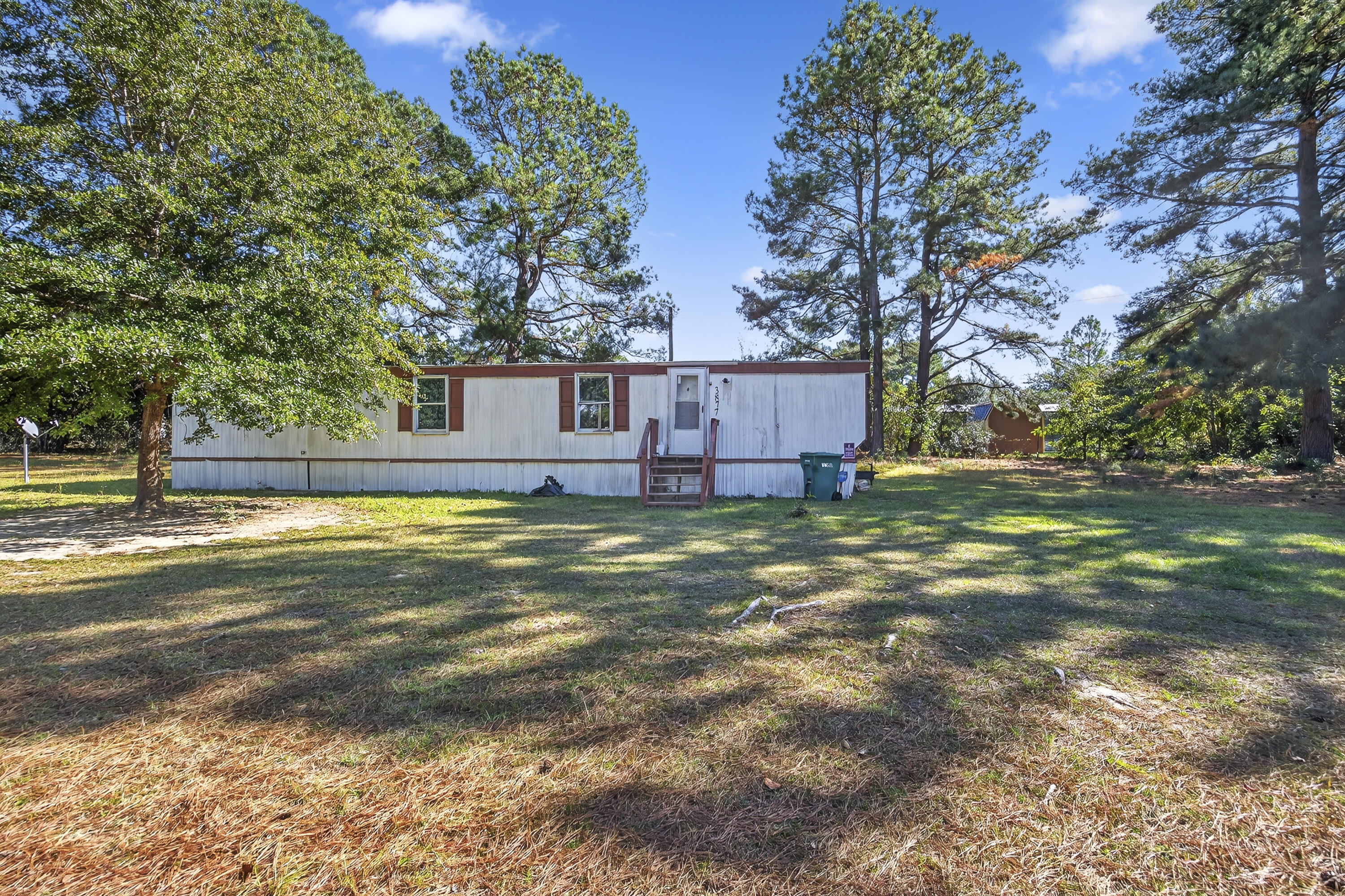 3877 Pate Street