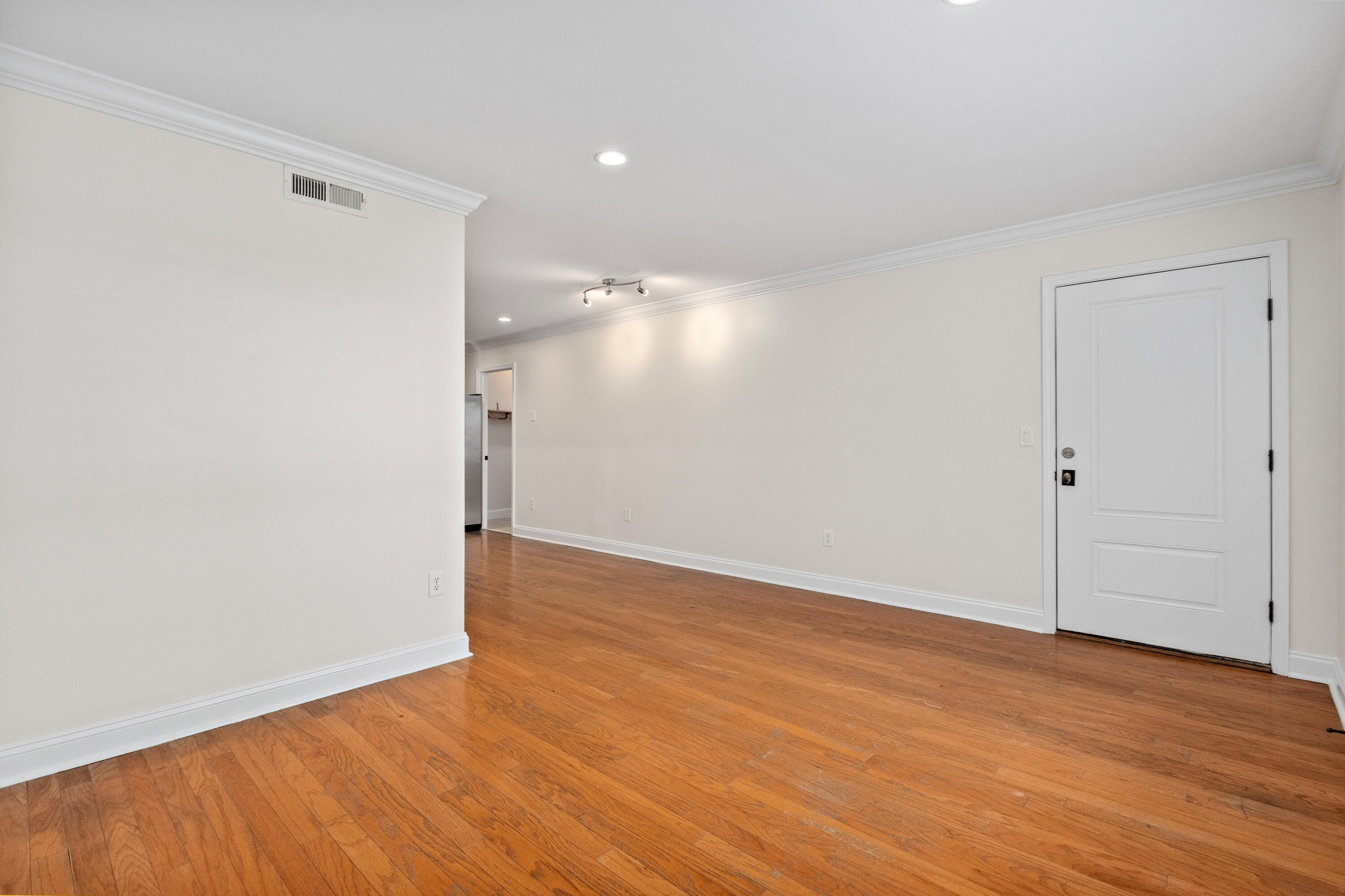 1240 Fairmont Avenue 22