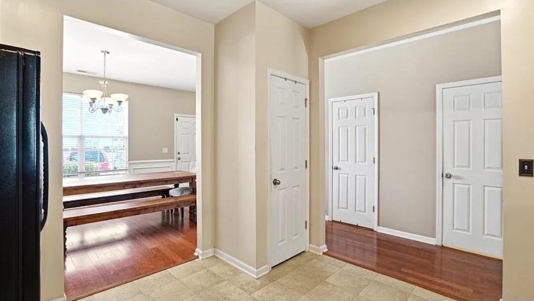 905 Hemingway Circle