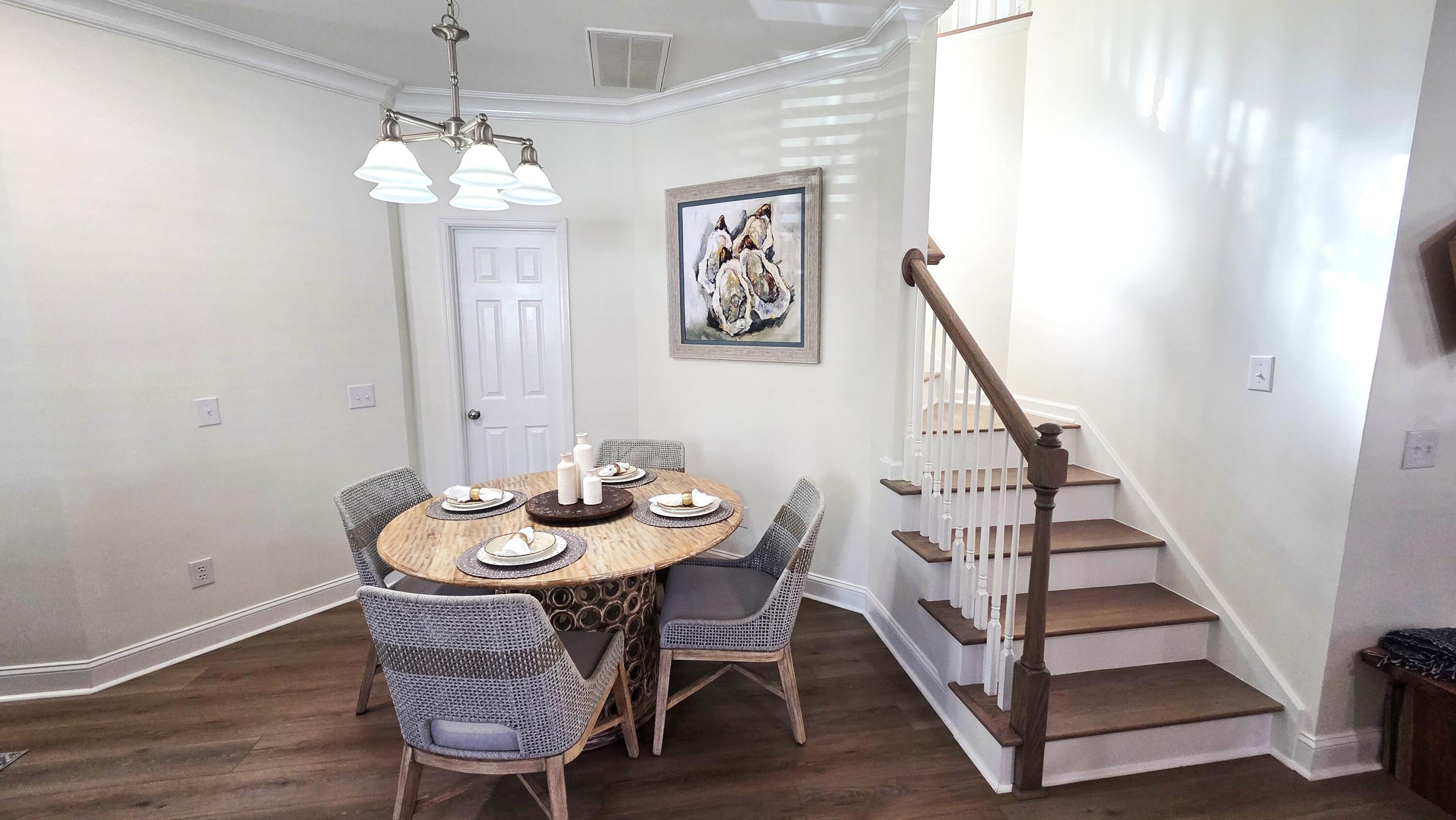 1285 Laurel Park Trail