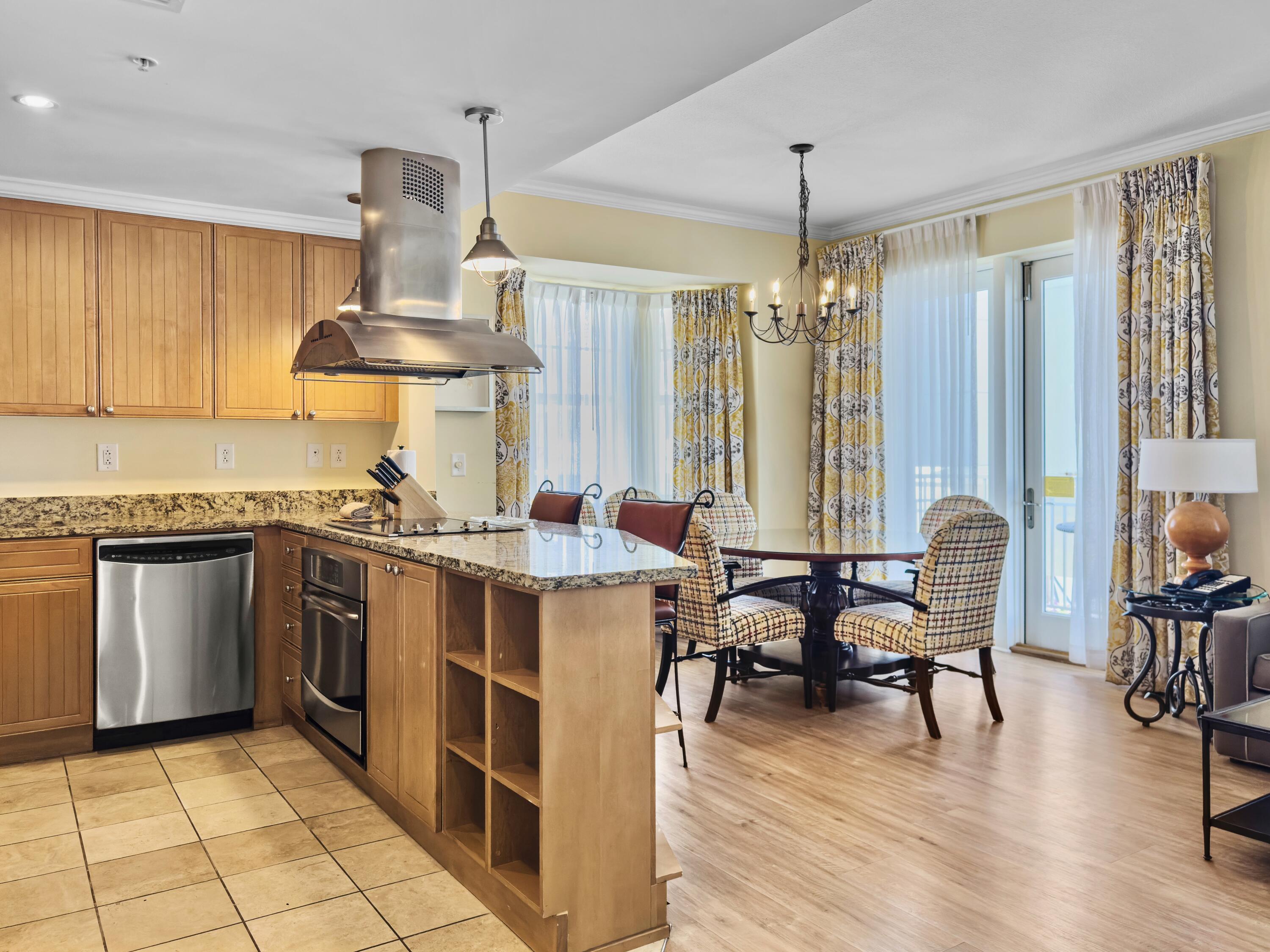 5802 Palmetto Drive B-202