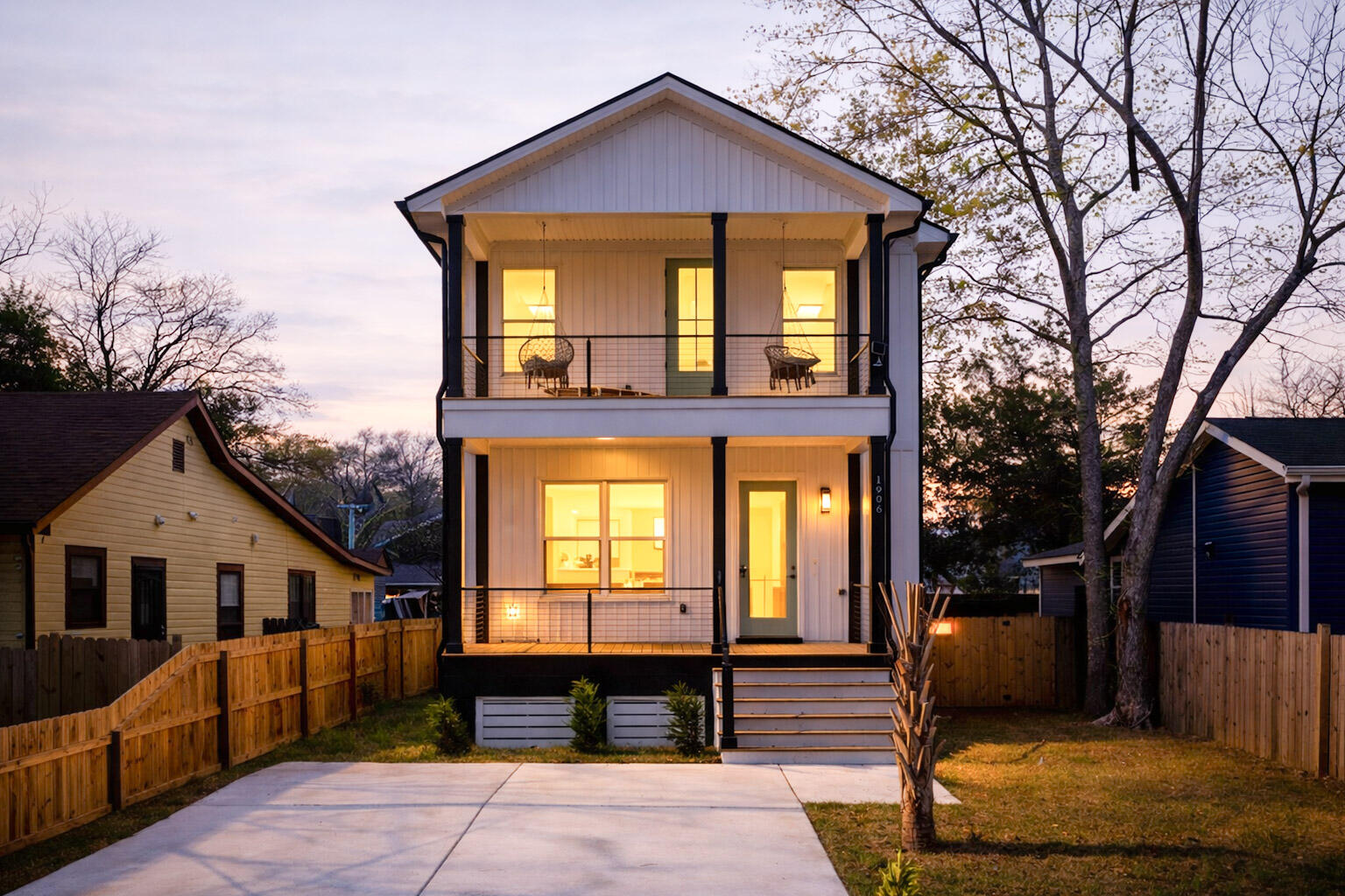 1906 Iris Street