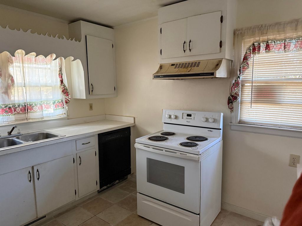 Photo of 1282 Schley Street, Orangeburg, SC 29115 (MLS # 26001965)