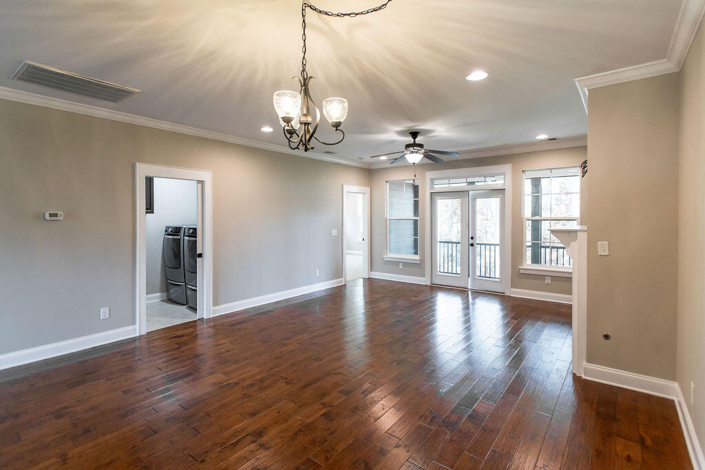 225 Slipper Shell Court