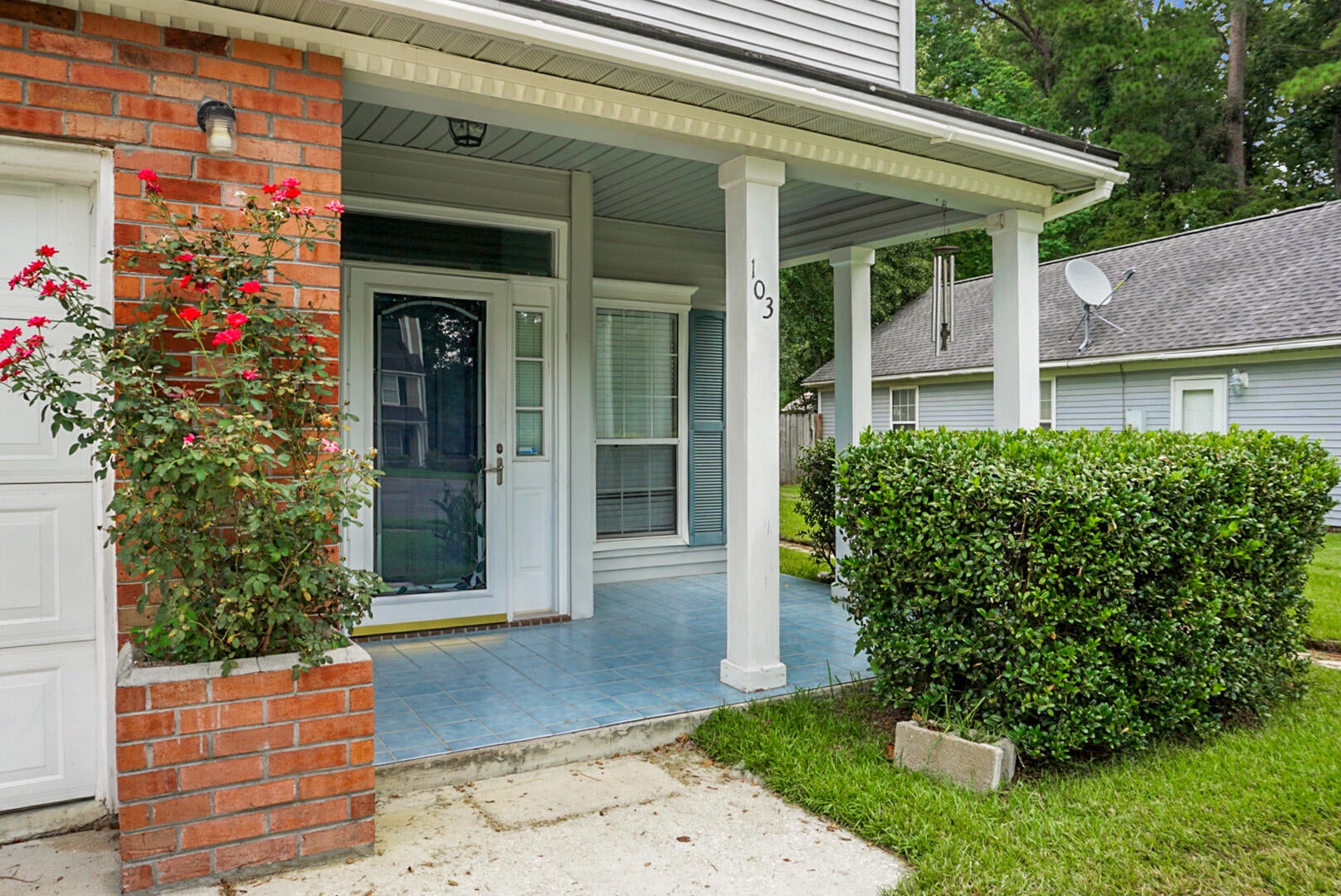 103 Stoneybrea Court