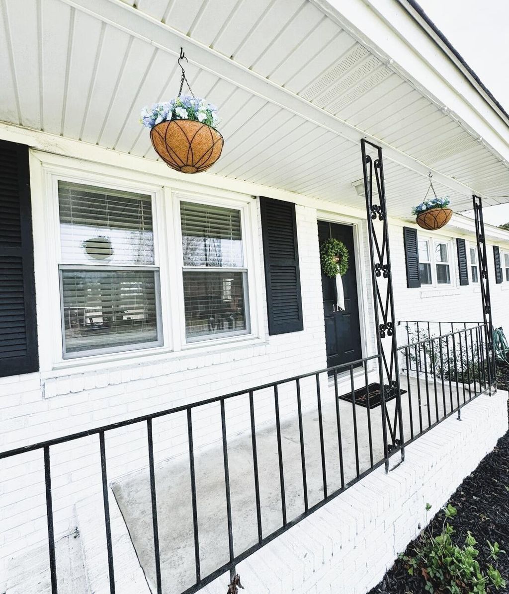 Photo of 115 Camelot Drive, Goose Creek, SC 29445 (MLS # 26007729)