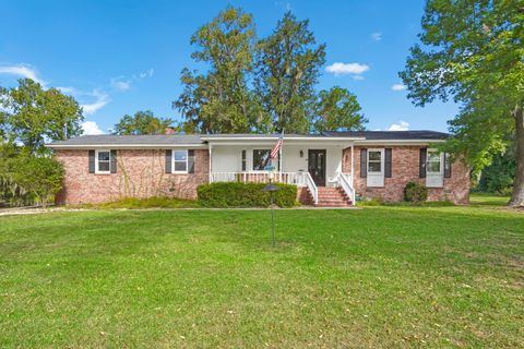 Photo of 1309 Dennis Boulevard, Moncks Corner, SC 29461 (MLS # 25027070)