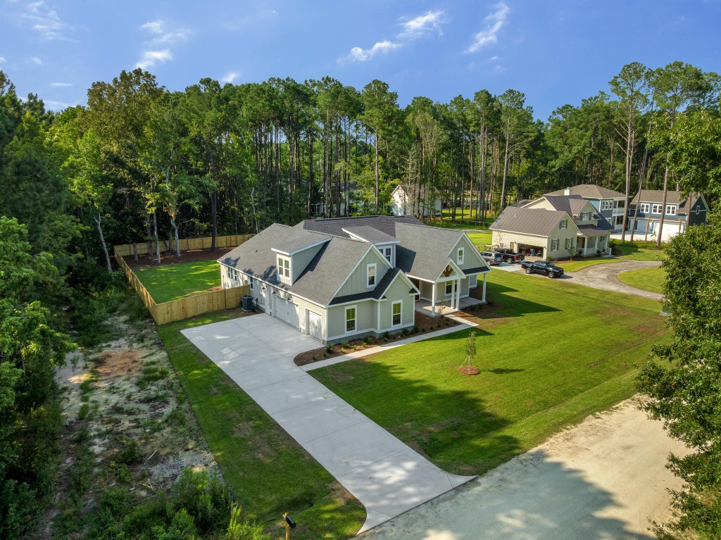 Photo of 2041 Briar Bend Road, Ridgeville, SC 29472 (MLS # 26026151)