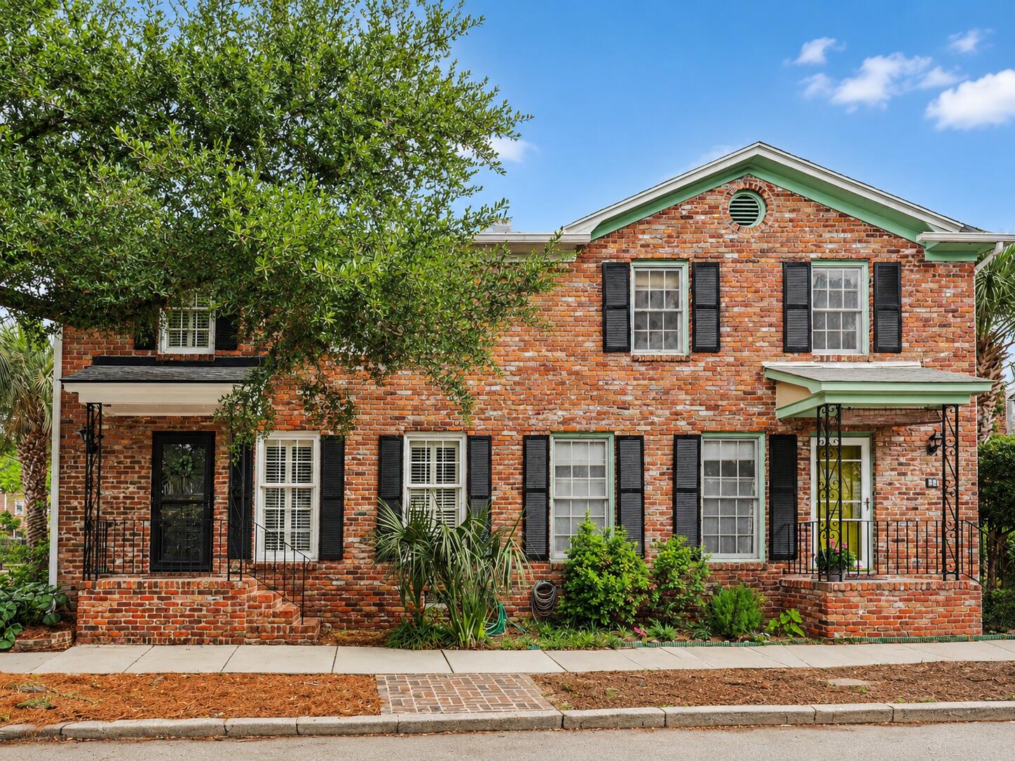 2 Gadsden Street D