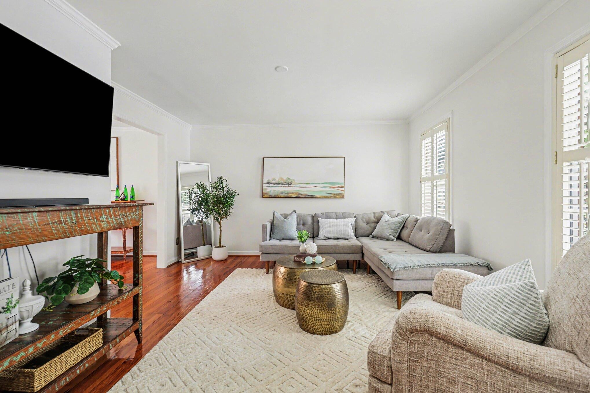 2 Gadsden Street D