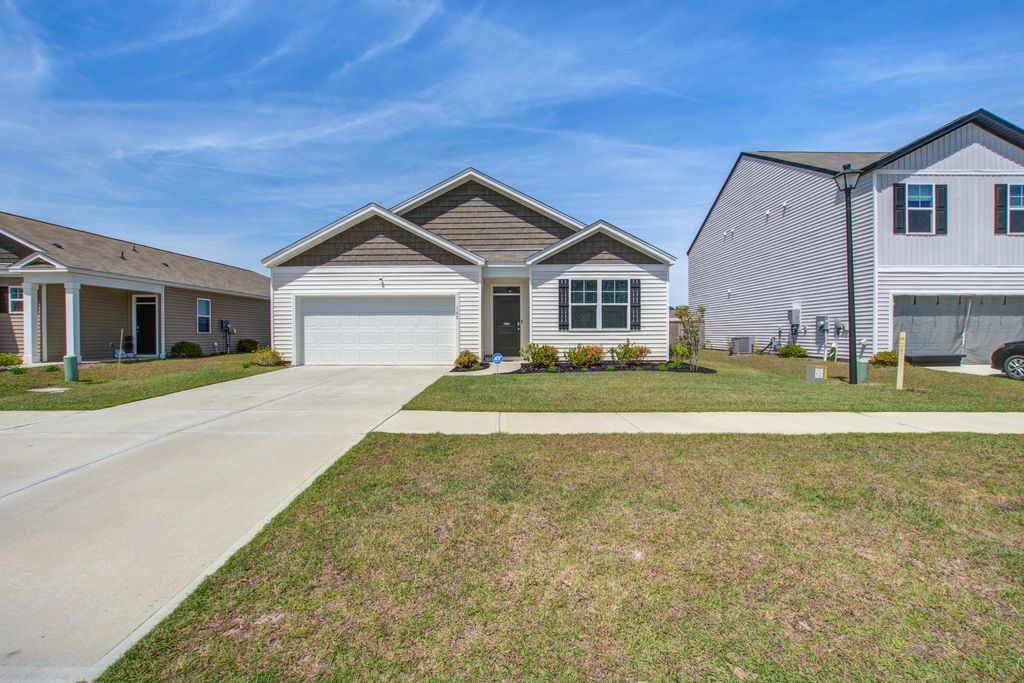 Photo of 140 Ivory Shadow Road, Summerville, SC 29486 (MLS # 26010306)