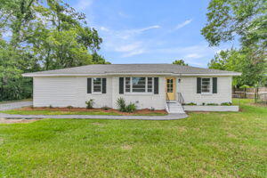 Photo of 1602 Rifle Range Road, Mount Pleasant, SC 29464 (MLS # 26024922)