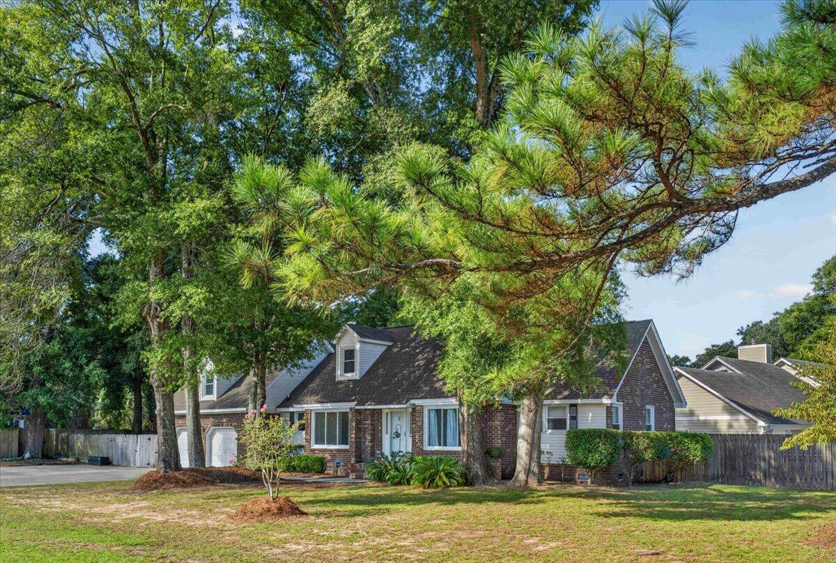 947 Foxcroft Road