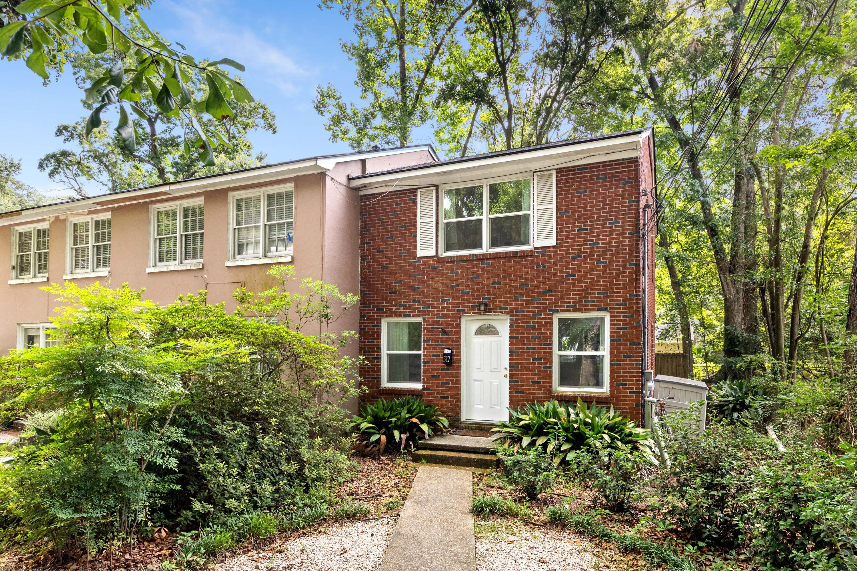 325 Tall Oak Avenue