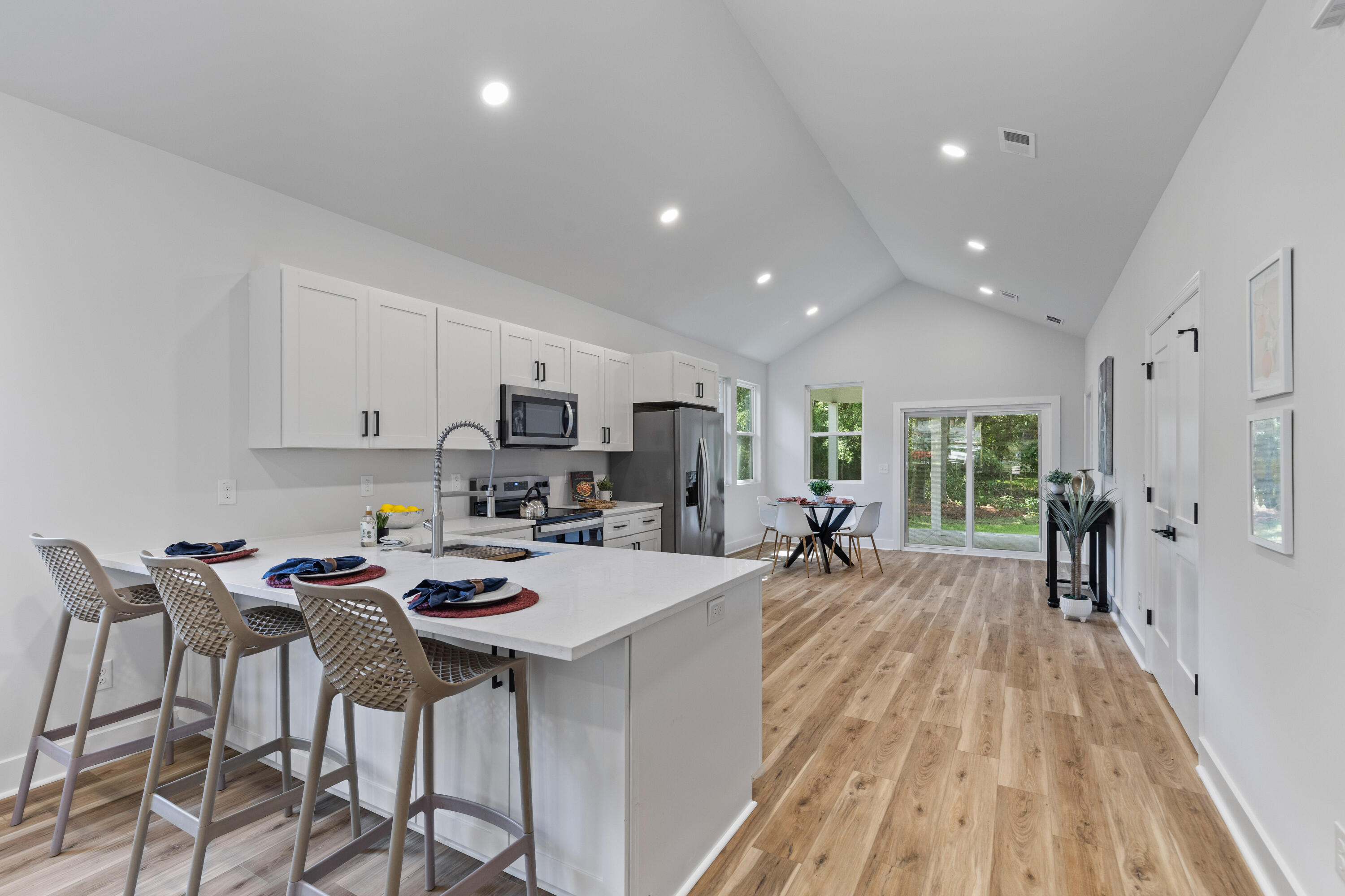 1213 Chesterfield Road