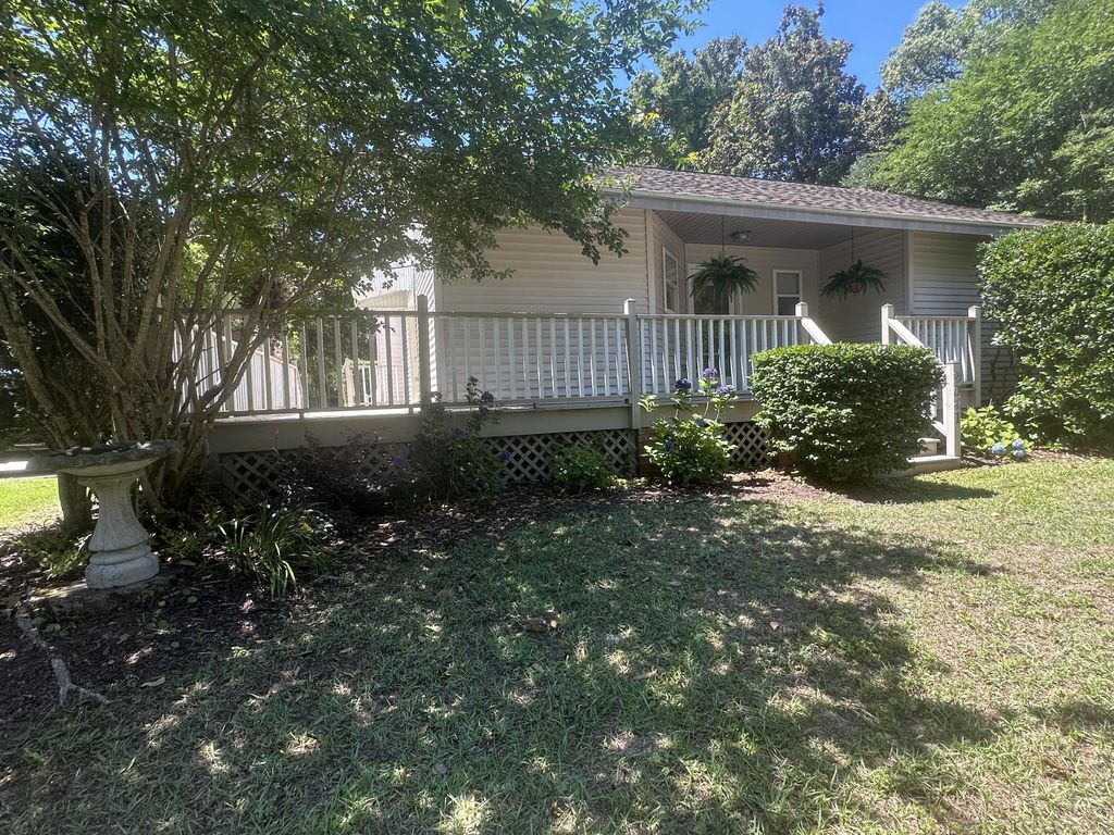 Photo of 2041 Woodland Shores Road, Charleston, SC 29412 (MLS # 26013477)