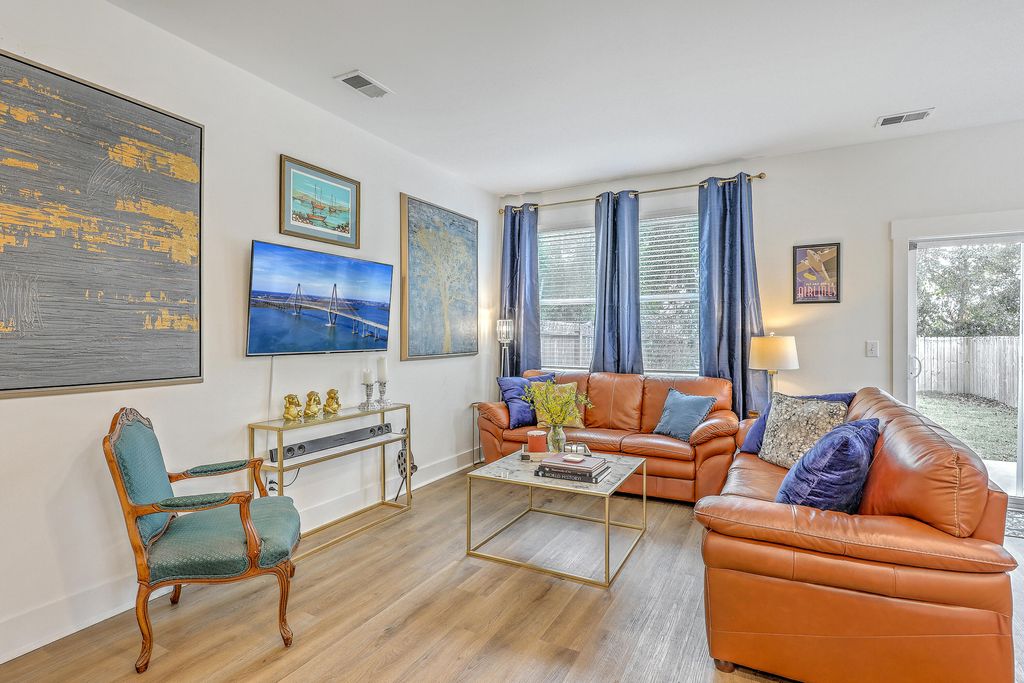 Photo of 1551 Evergreen Street, Charleston, SC 29407 (MLS # 25029561)