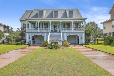 A home in Mount Pleasant