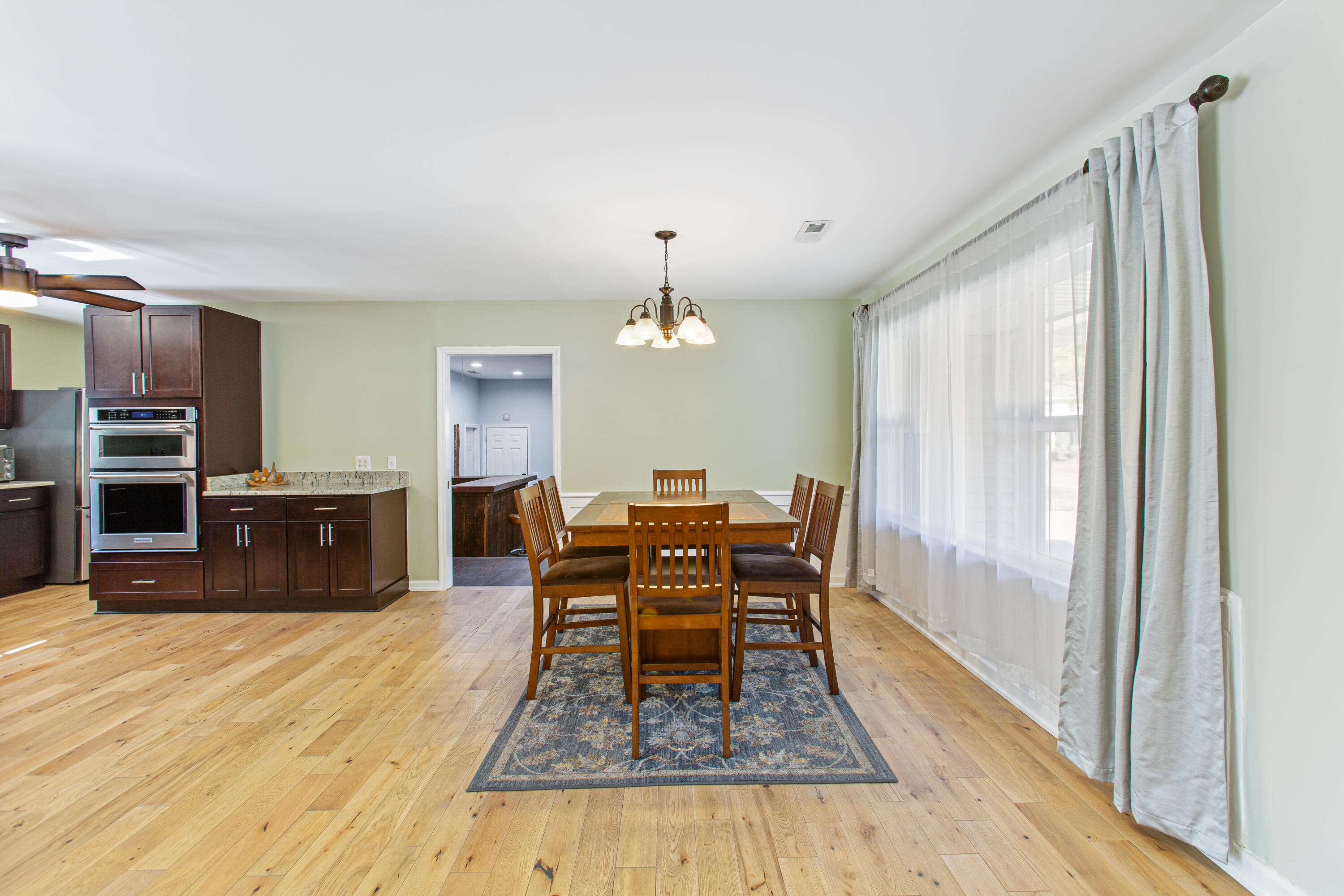 1288 Old Colony Road