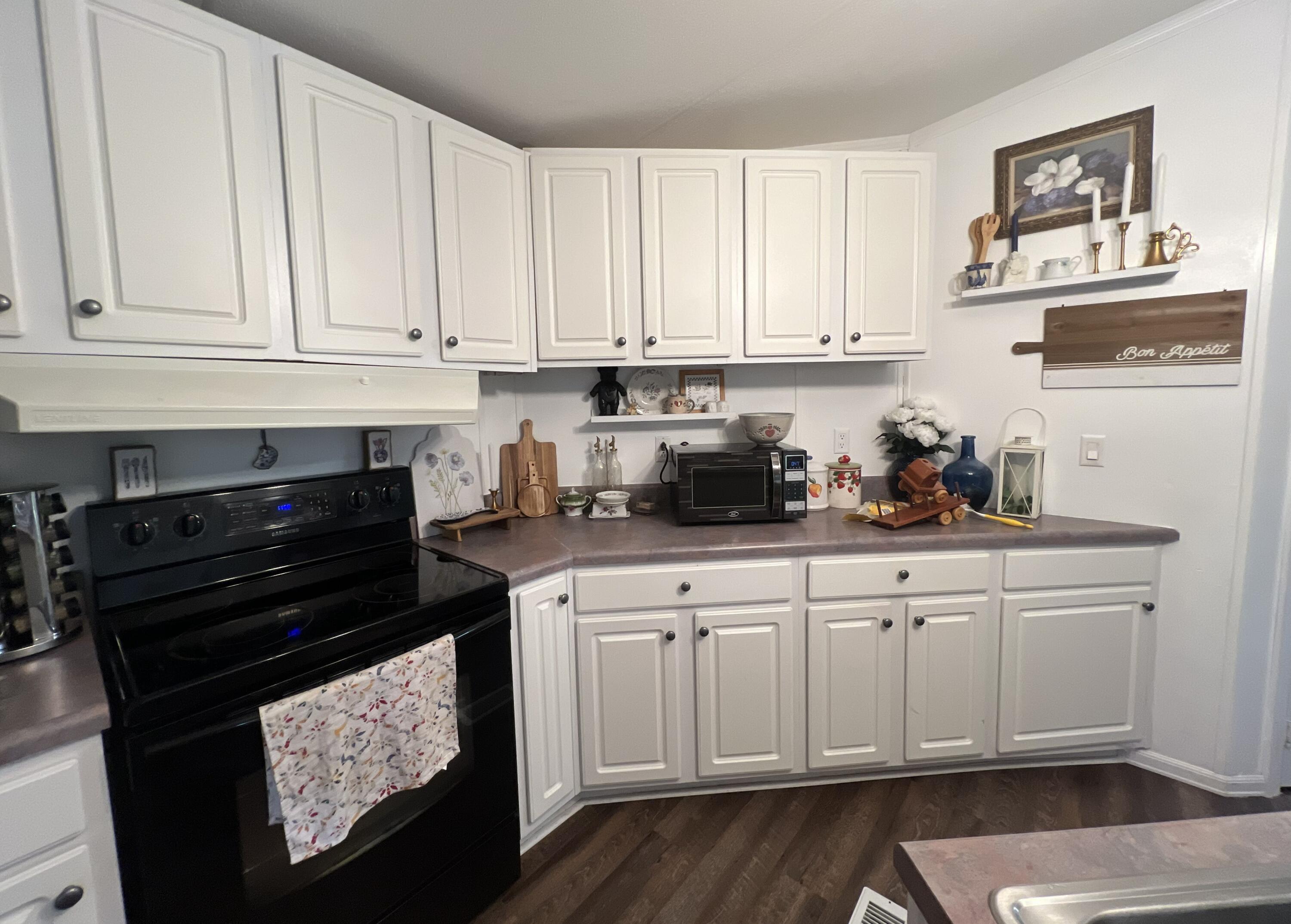 175 Schoolhouse Road