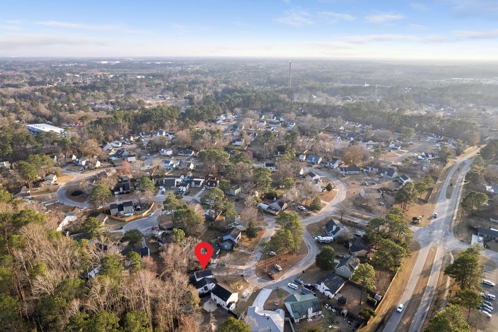 Photo of 115 Broken Trail, Summerville, SC 29486 (MLS # 26006187)